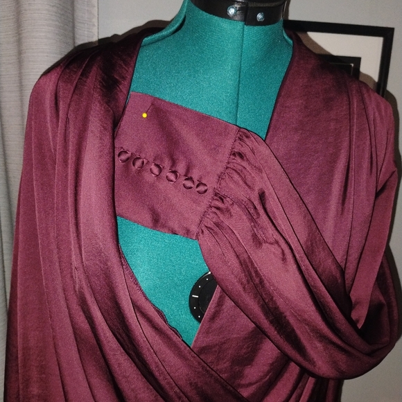 Band of Gypsies Mon Cheri Faux-Wrap Blouse in Plum, Size XL - Picture 7 of 10